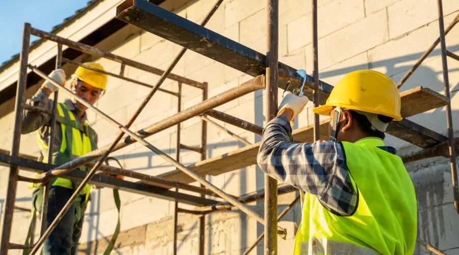 Professional fairlawn roofing services in Washburn, ND